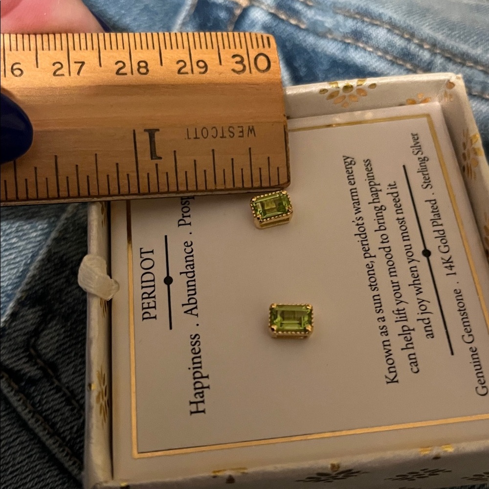 NIB Shivam Peridot 14K Gold Plated Sterling Silver Earrings Emerald Cut - Picture 9 of 10